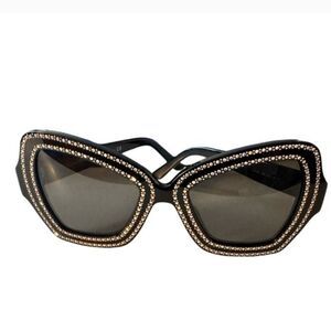 Rare Céline CL4067IS Wayfarer Sunglasses Rhinestone Brown Tortoiseshell Celine Brown Tortoiseshell CL400031Audrey Wayfarer  main image 2